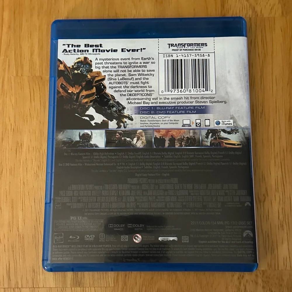 Transformers Dark of the Moon Blue-Ray + DVD + Digital Copy - Picture 4 of 4